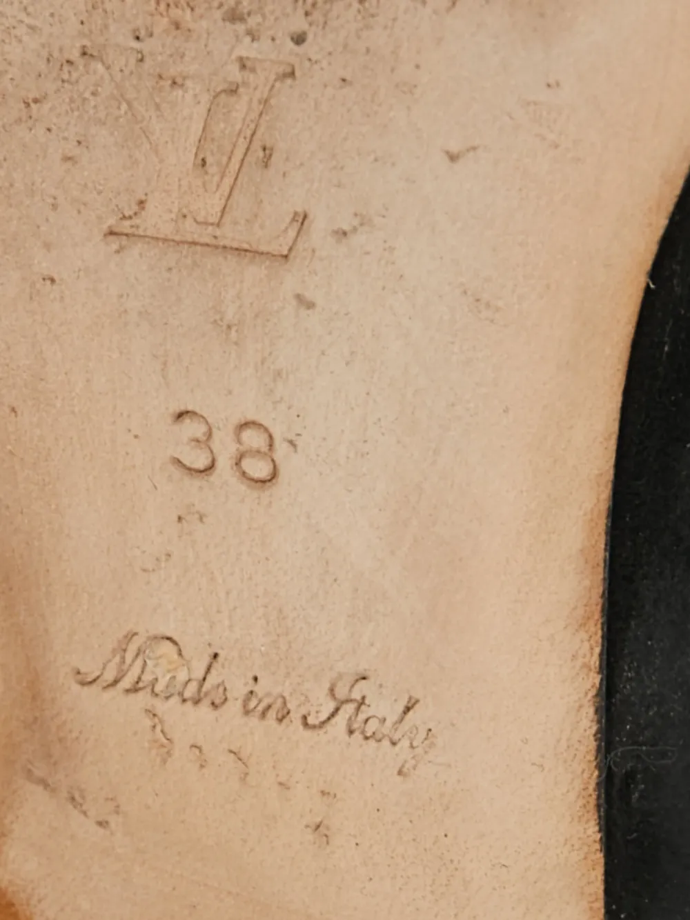 Pre-owned Louis Vuitton Embellished Suede Slippers In Black