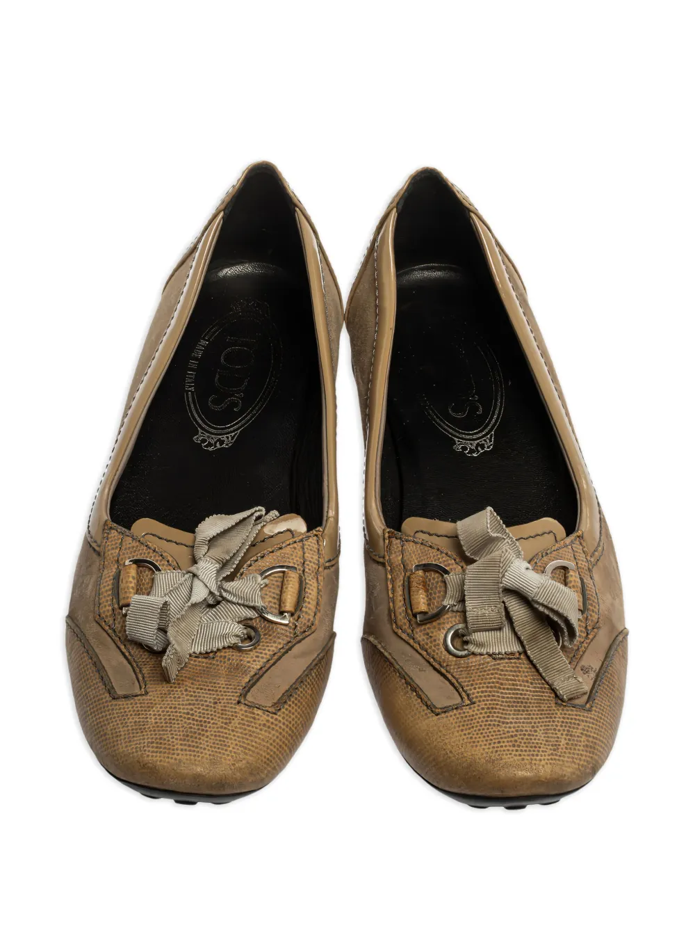 TOD'S VINTAGE Pre-owned Patent Leather Suede Bow Flats In Neutral