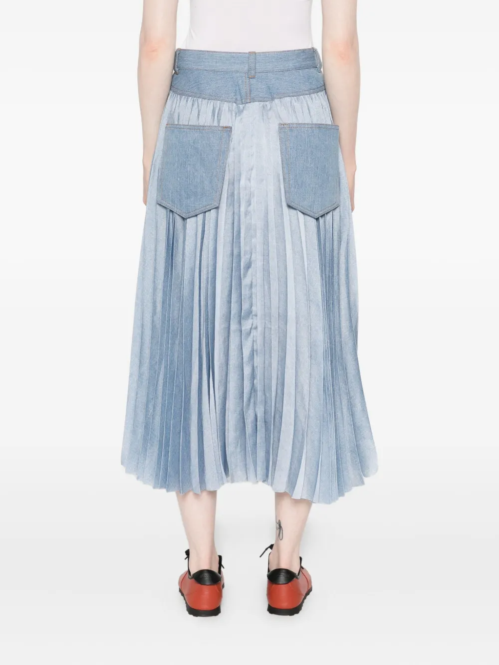 sacai Geplooide denim midi-rok met ceintuur Blauw