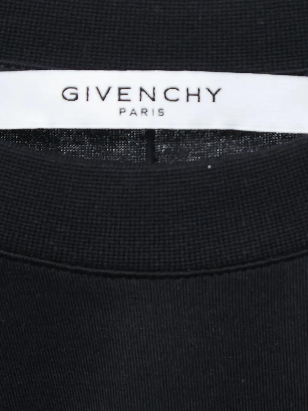 Givenchy Pre-Owned shark-print T-shirt | Black | FARFETCH