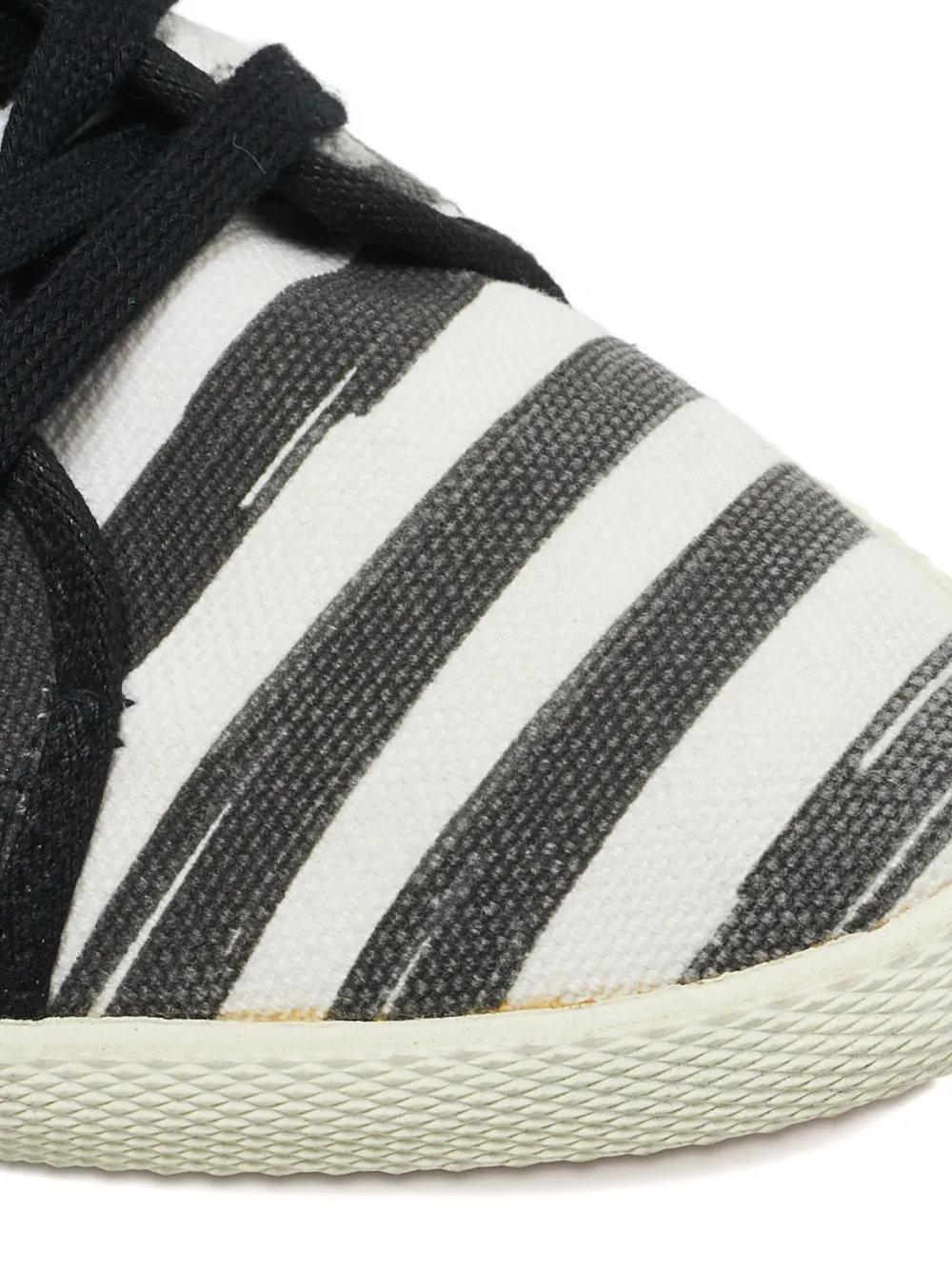 Pre-owned Marc Jacobs Vintage Polka Dot Canvas Sneakers In Gray