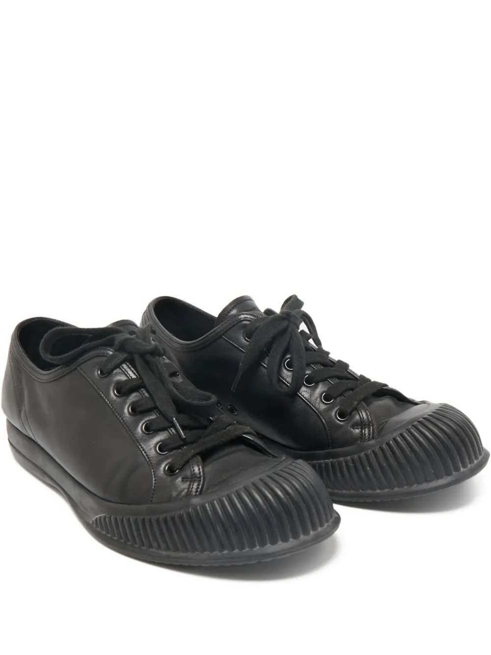 Prada Pre-Owned sneakers i læder med snøre | sort | Image 1