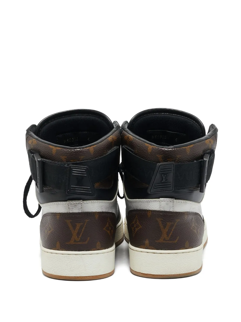 Louis Vuitton Pre-Owned Monogram-pattern leather sneakers | Image 2