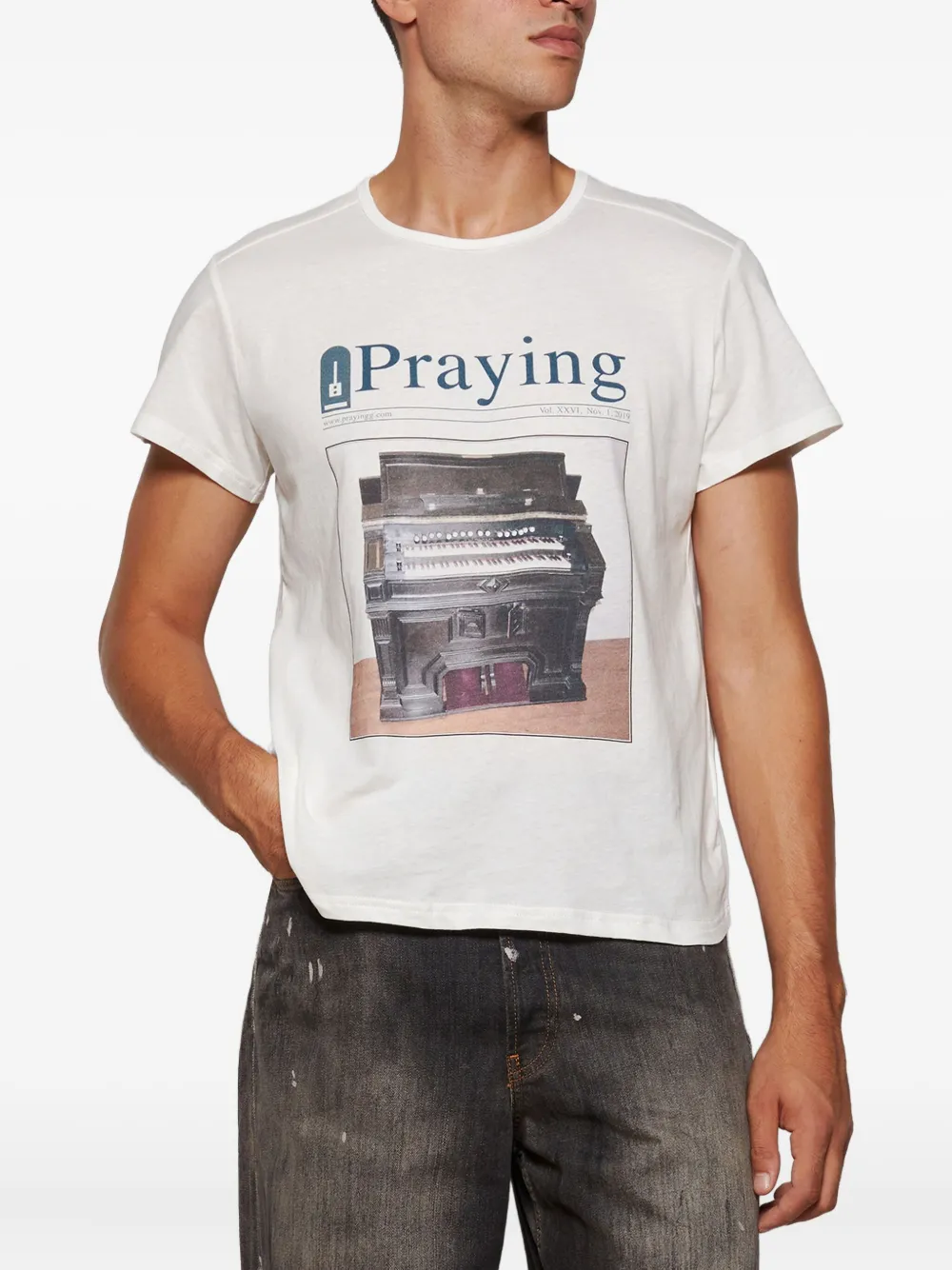Praying Organ T-shirt In White