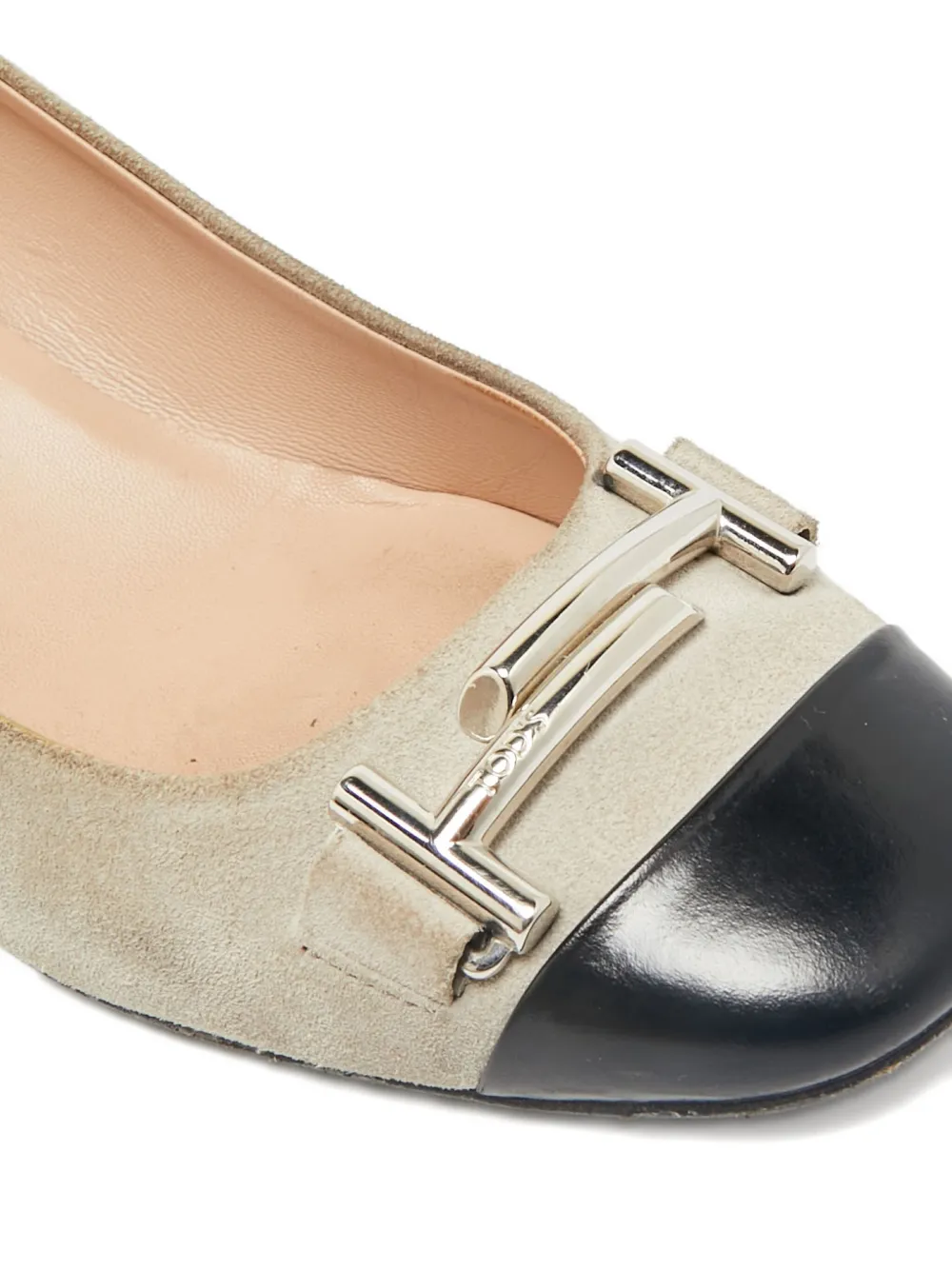 TOD'S VINTAGE Pre-owned Double T Suede Pumps In Neutral