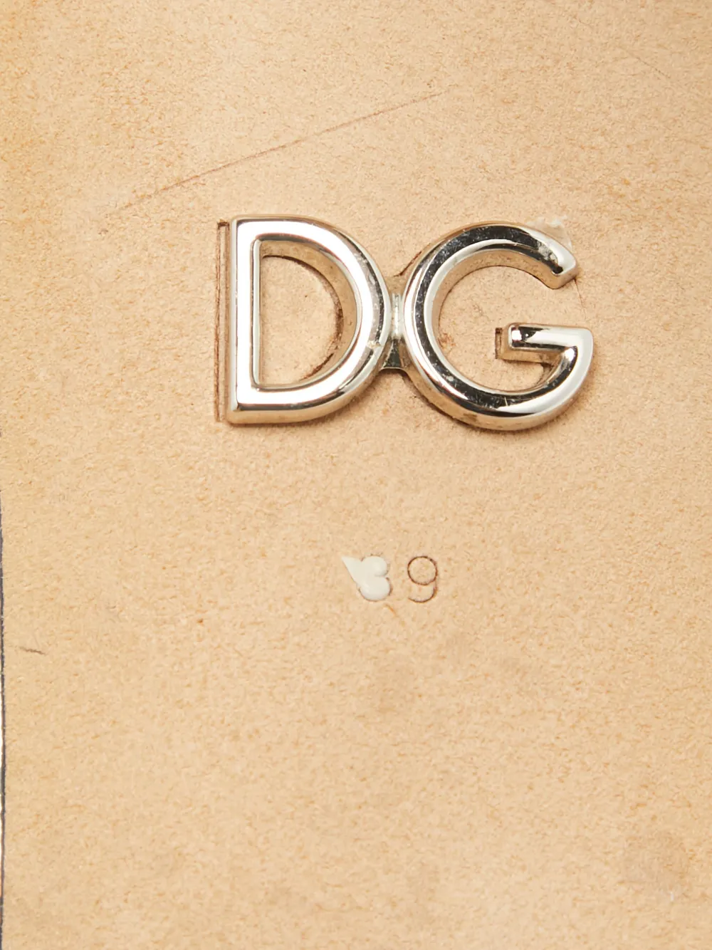 Pre-owned Dolce & Gabbana 1003734 Silver In White