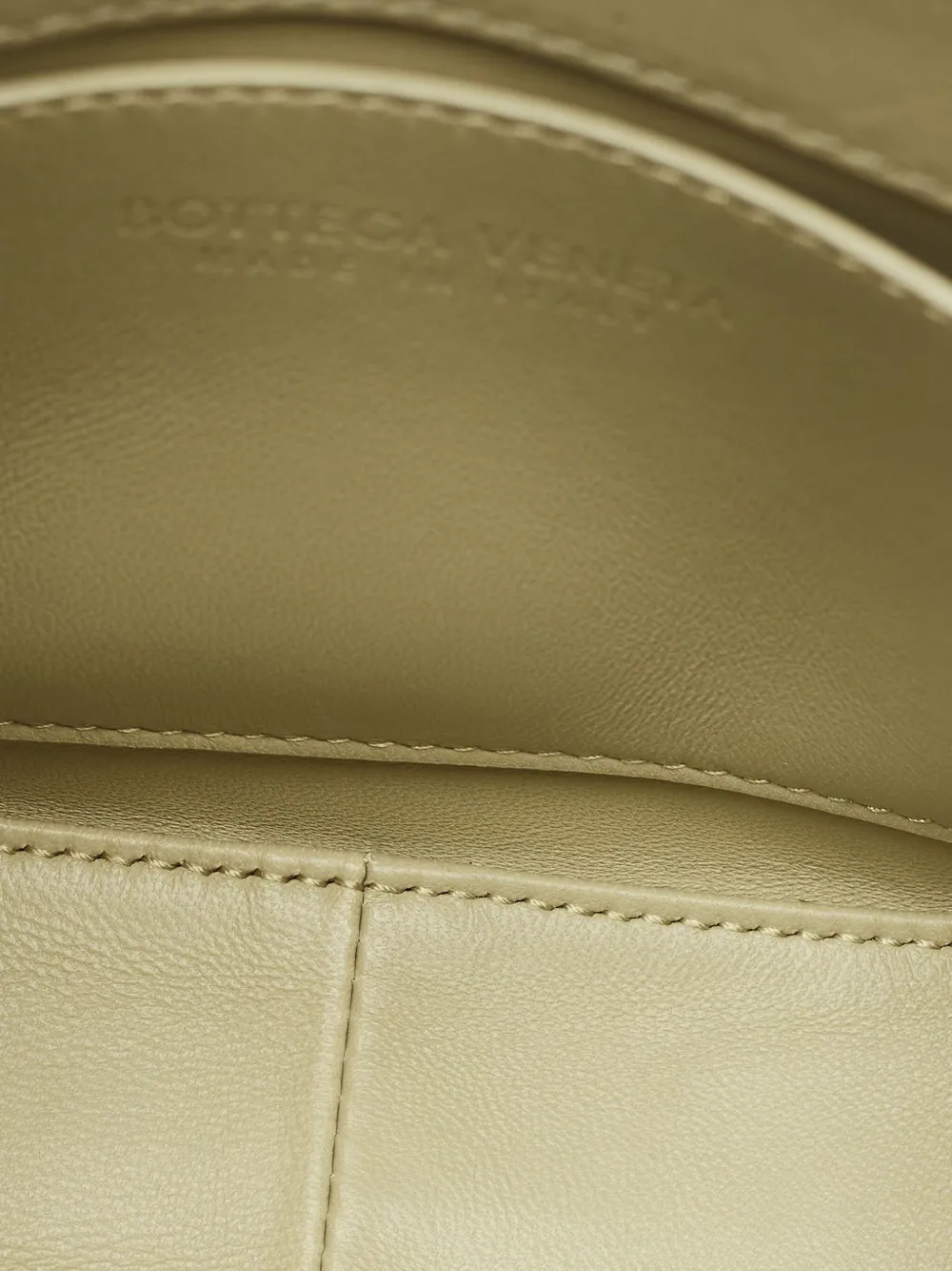 Bottega Veneta Pre-Owned 2024 mini Desiree crossbody bag | Pre-Owned | Image 2