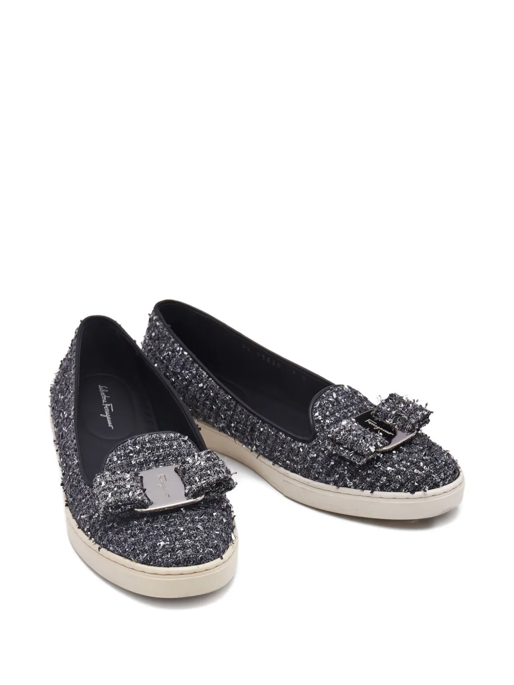 Ferragamo Pre-Owned Tweed sneakers met strikdetail - Grijs