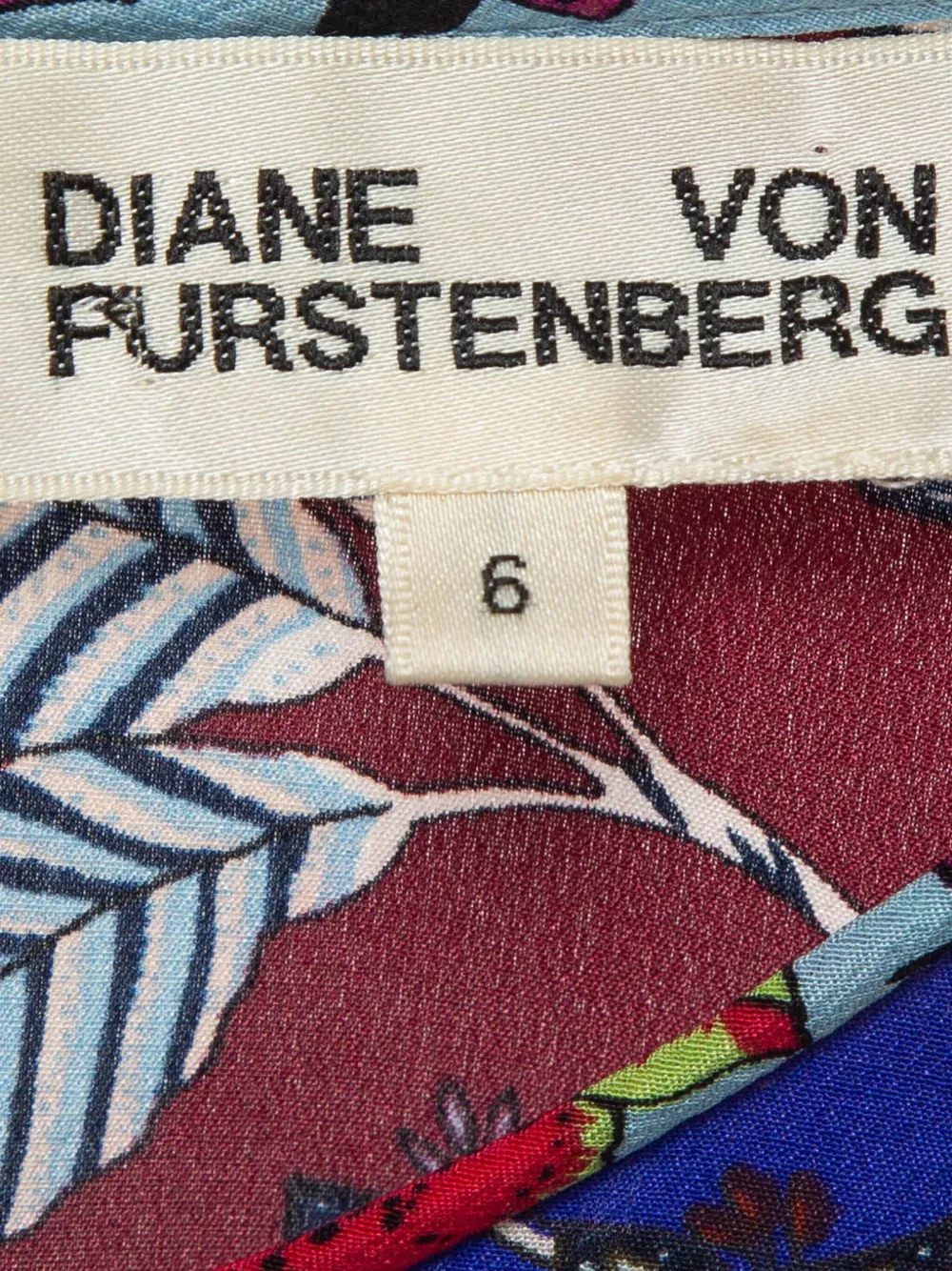 Pre-owned Diane Von Furstenberg Vintage Floral-print Silk Mini Dress In Blue