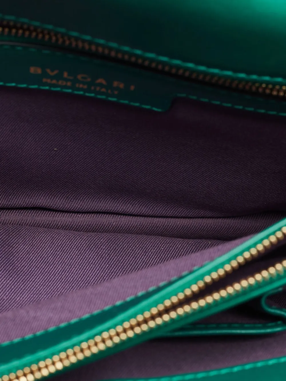 Pre-owned Bvlgari Serpent-fastening Leather Shoulder Bag In Green