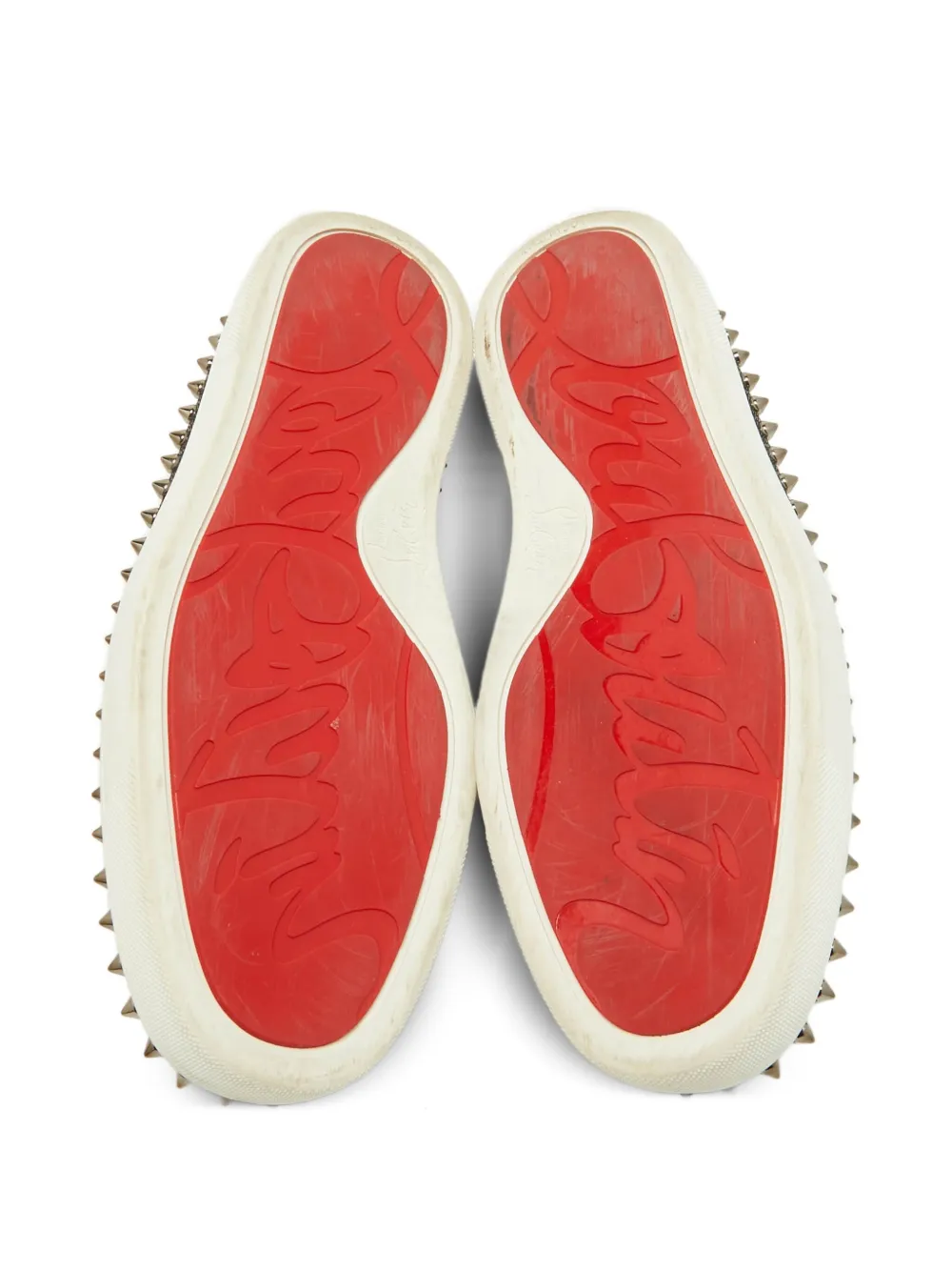 Christian Louboutin Pre-Owned baskets Pik Boat à détails de clous | Image 2