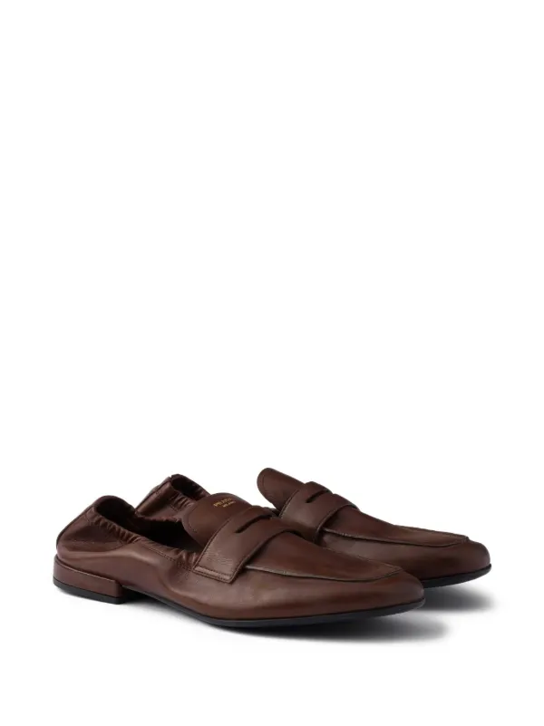 靴 PRADA square toe leather loafers brown Prada Mocassim Shuffle De Couro | Marrom | FARFETCH BR