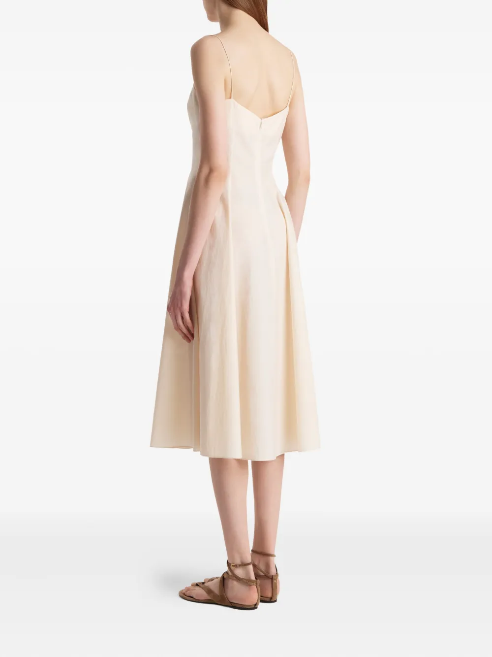 KHAITE Isabella midi-jurk met spaghettibandjes en A-lijn Beige
