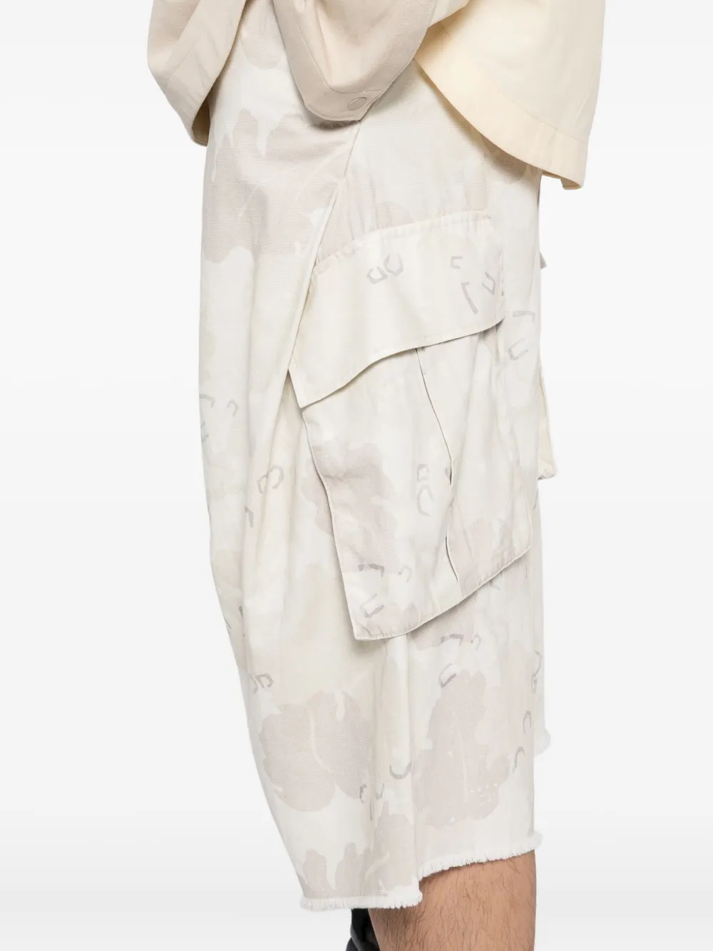 CROQUIS Shorts met camouflageprint Beige