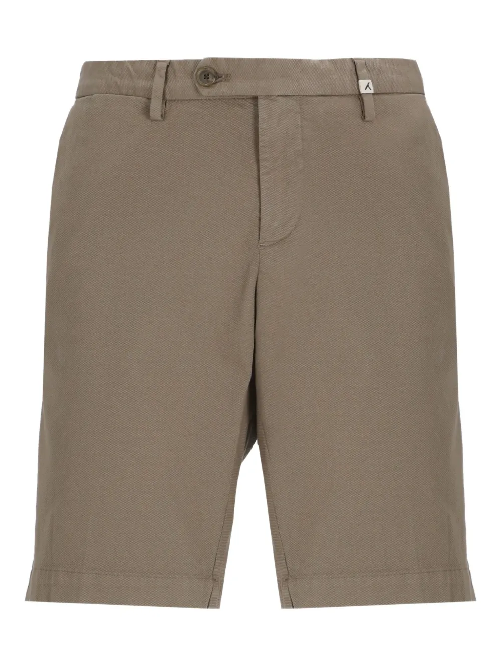button-fastening bermuda shorts