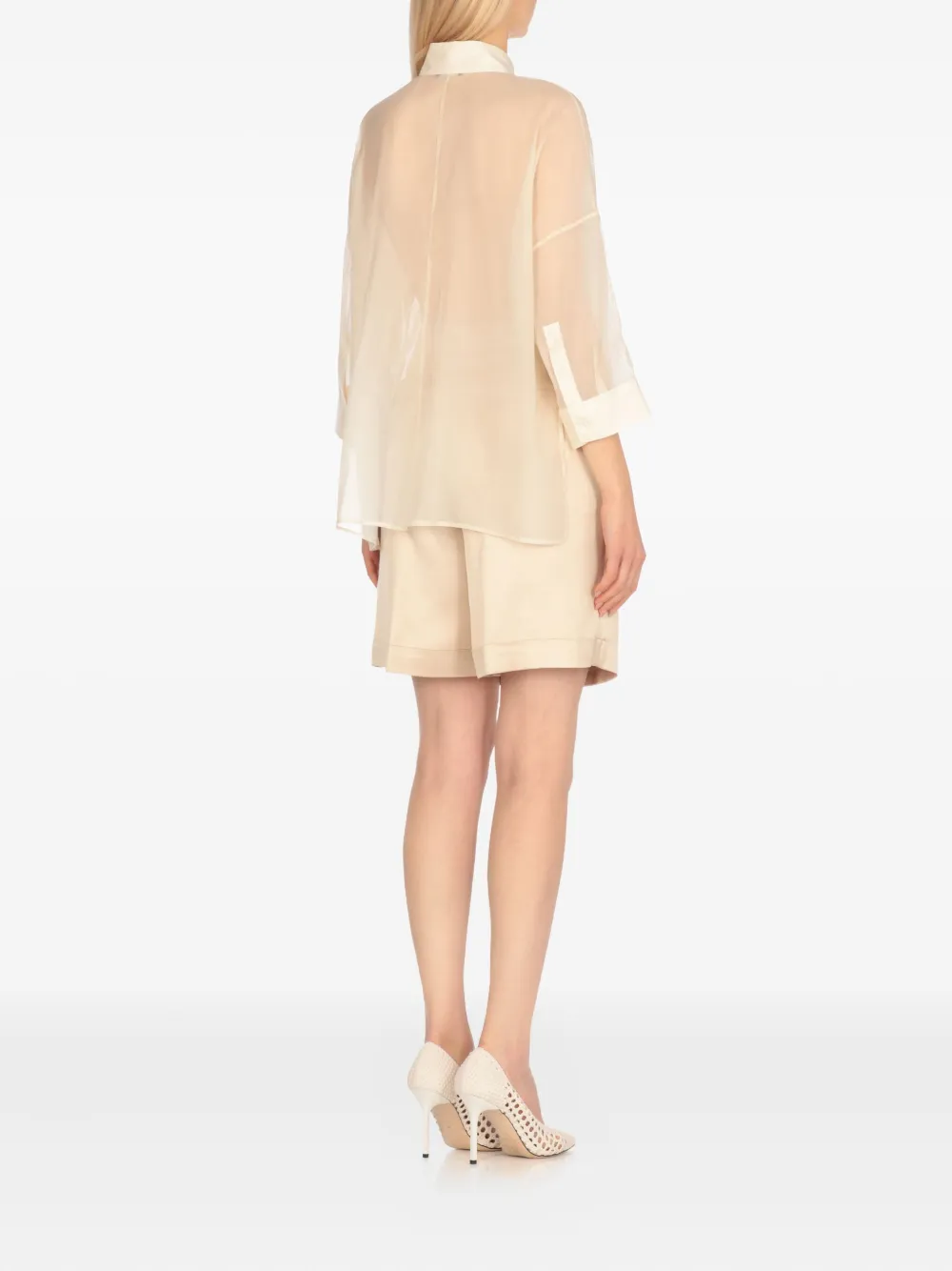 Peserico Doorzichtige blouse met knopen Beige