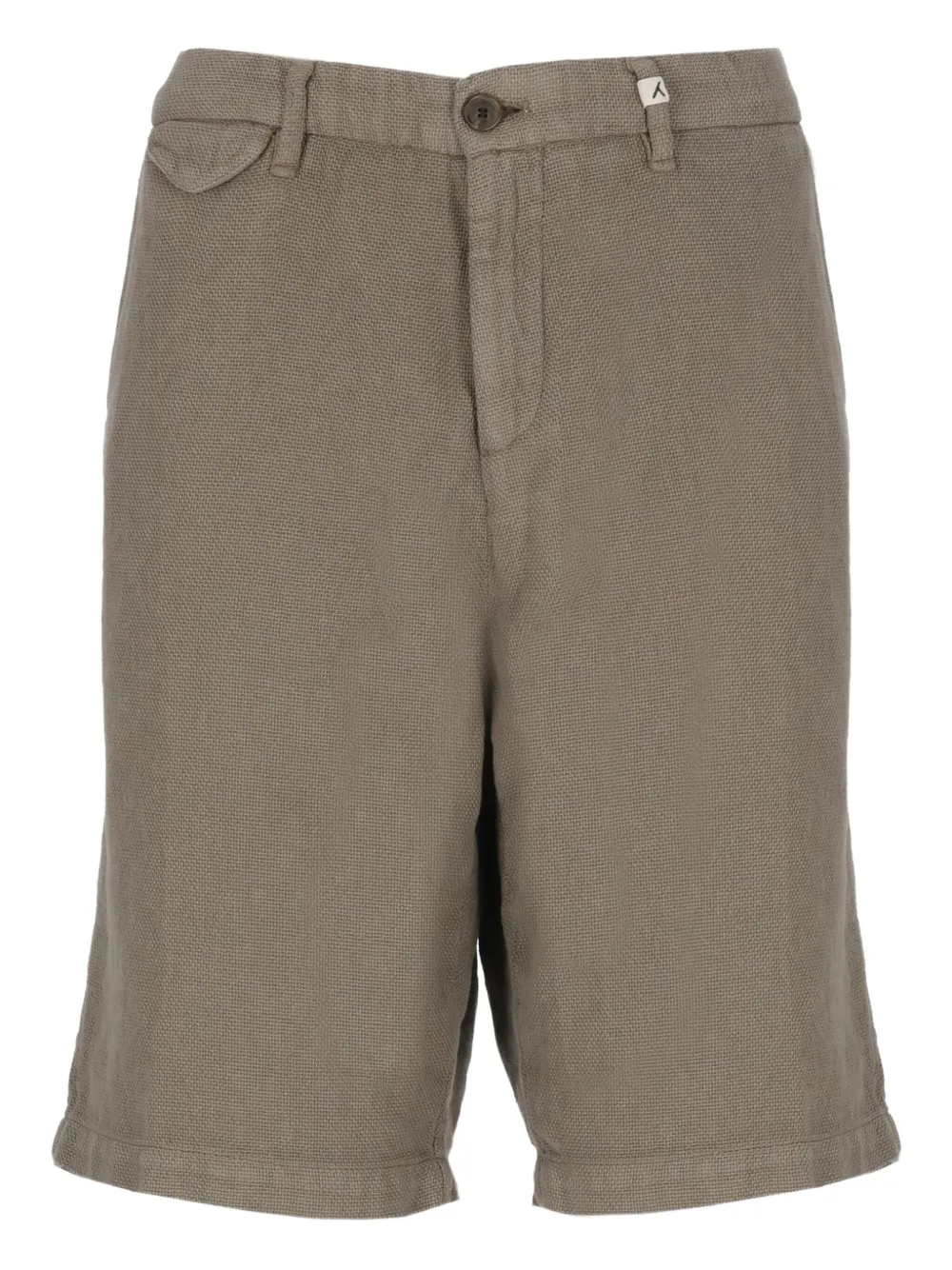 button-fastening bermuda shorts