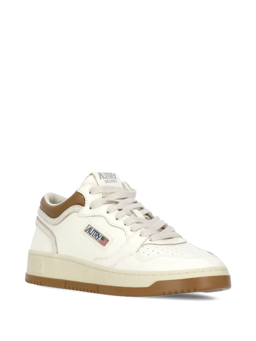 Autry perforated platform leather sneakers Wit