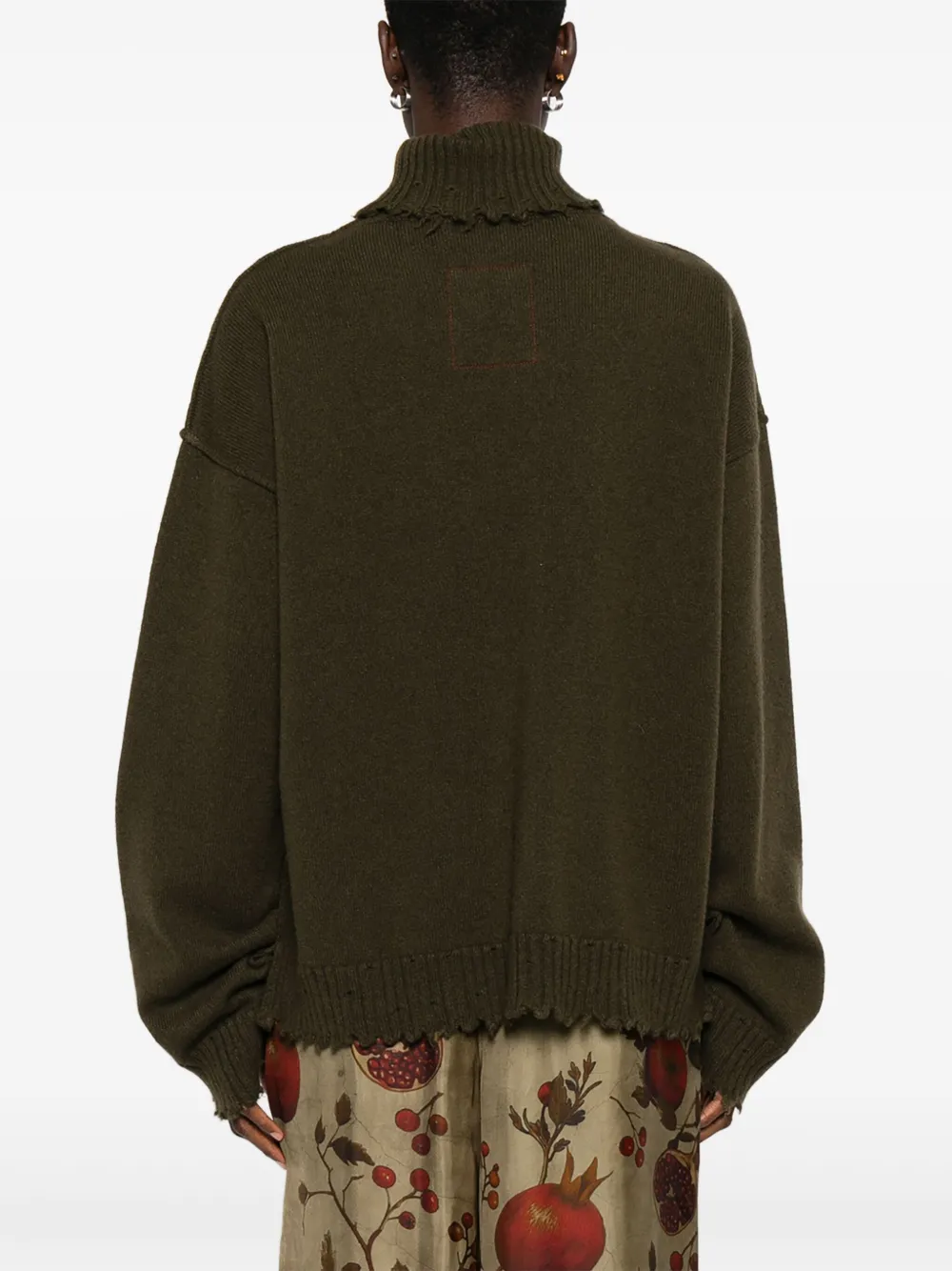 Uma Wang high-neck frayed-hem sweater Groen