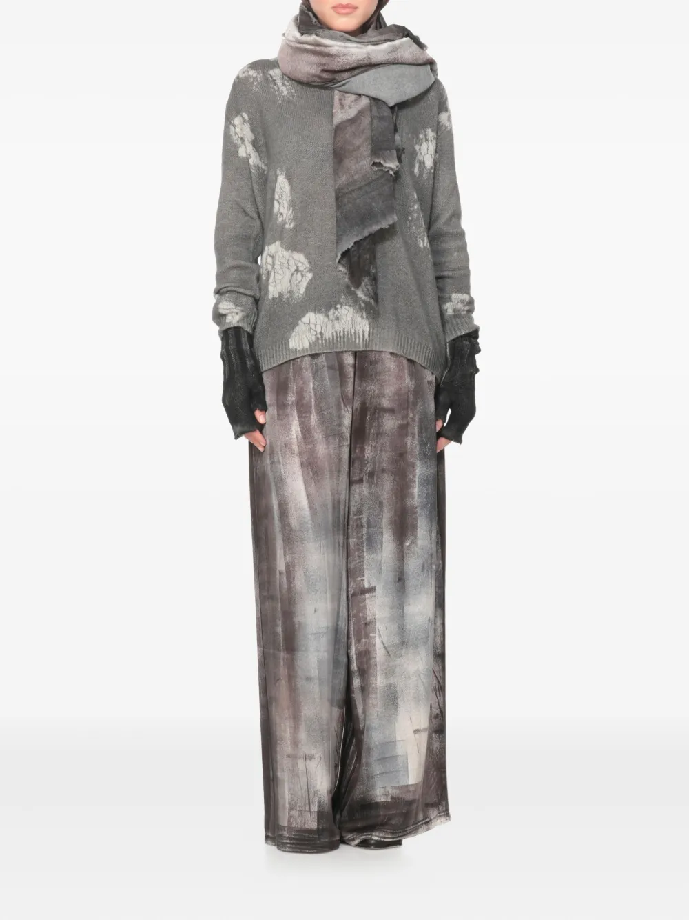 Avant Toi V-neck cashmere sweater | Knitted Sweaters | Image 2