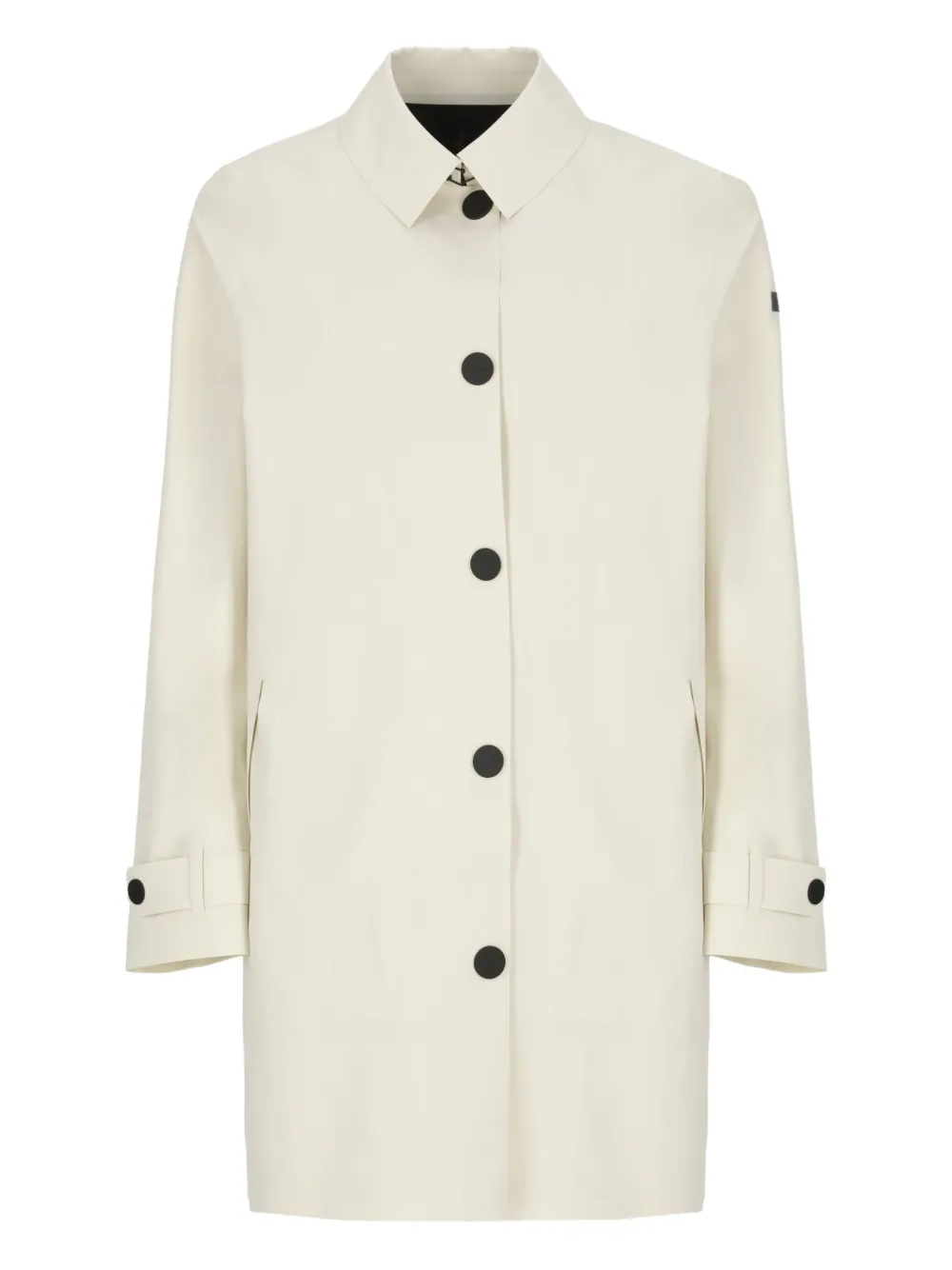 button-fastening coat