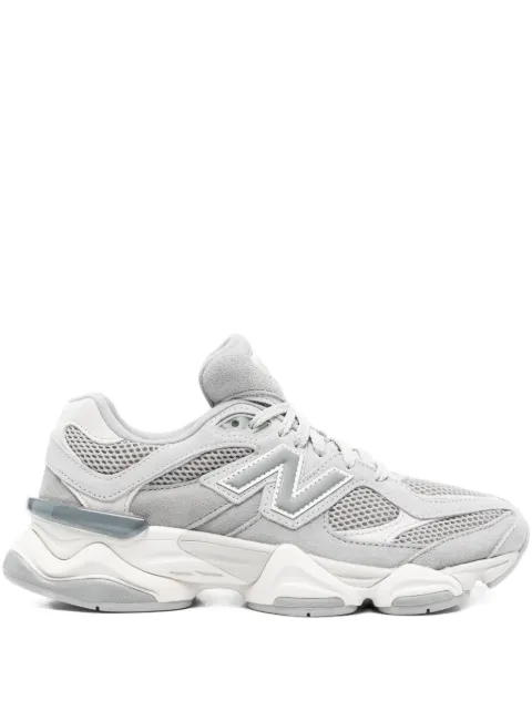 New Balance Tênis 9060 com detalhe de logo