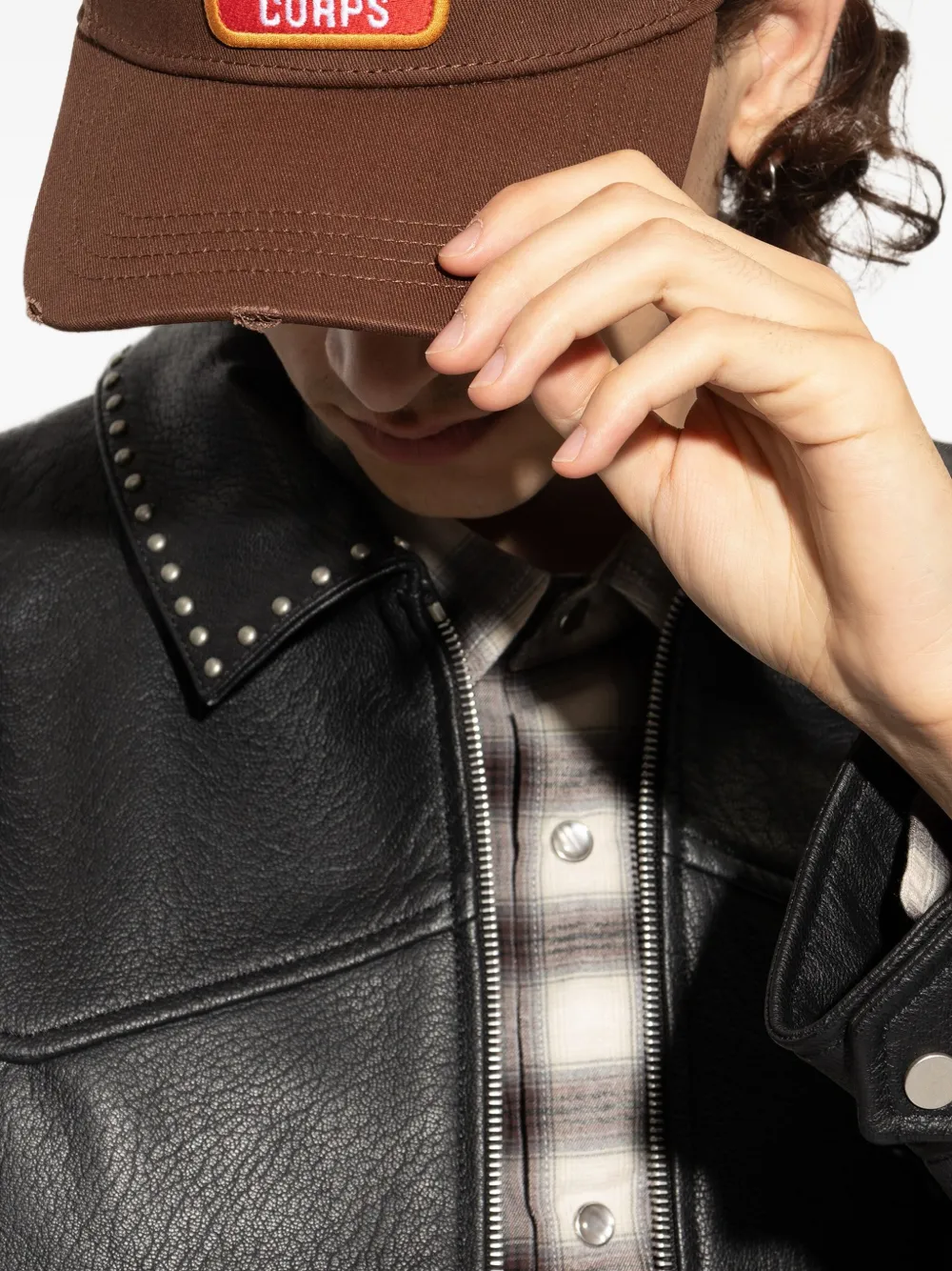 DSQUARED2 Pet met esdoornbladpatch met beer Bruin