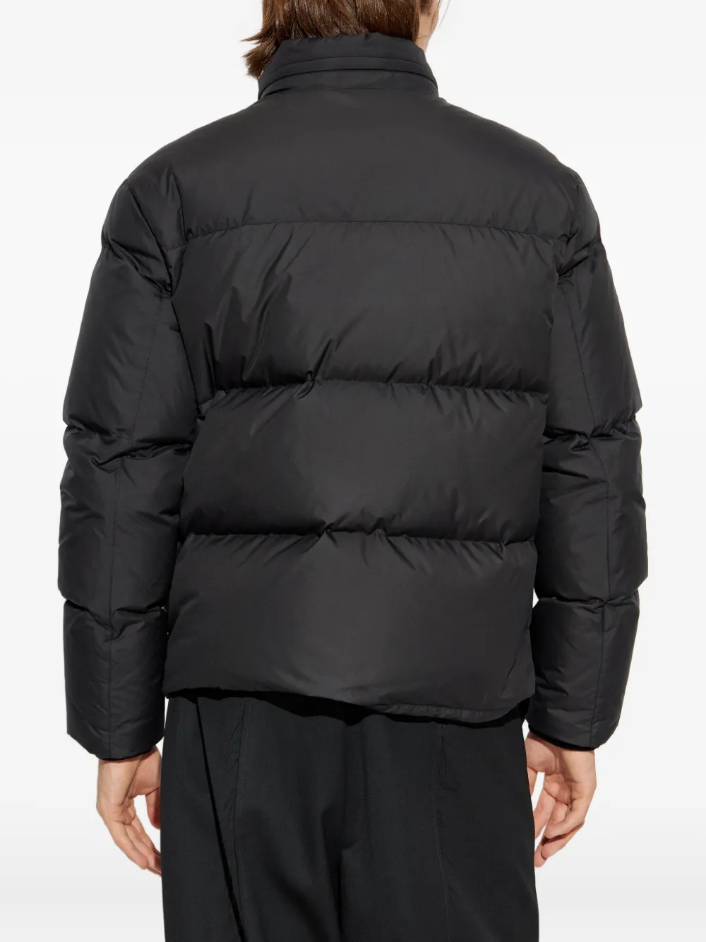 Giorgio Armani logo-embroidered quilted jacket Zwart