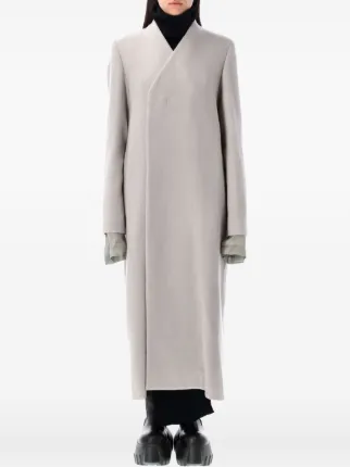 おたつ様　Rick Owens レザー切替ジップアップノーカラーコート Rick Owens Museum ノーカラーラップコート | グレー | FARFETCH JP