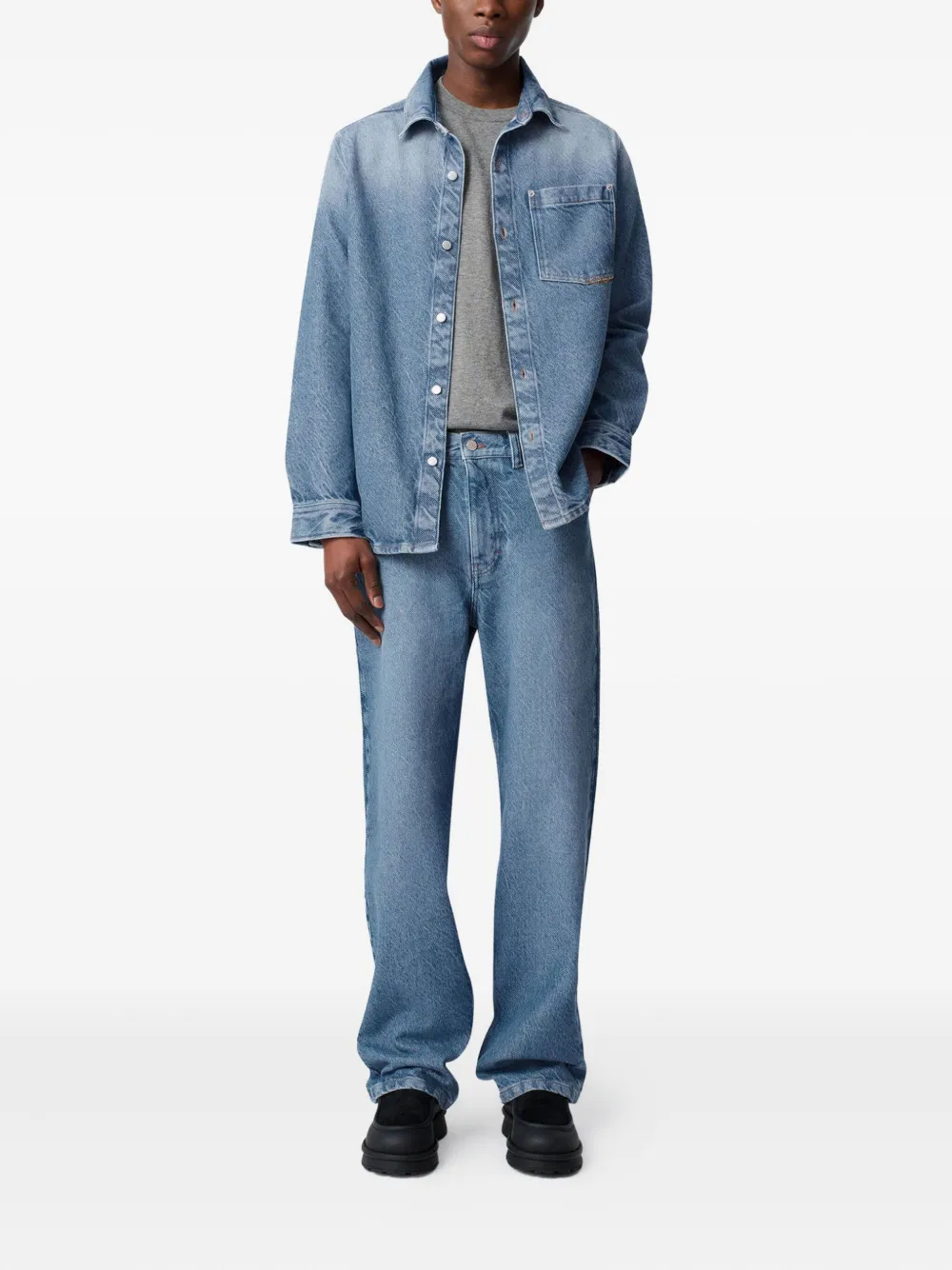 Axel Arigato embroidered-logo denim shirt - Blauw