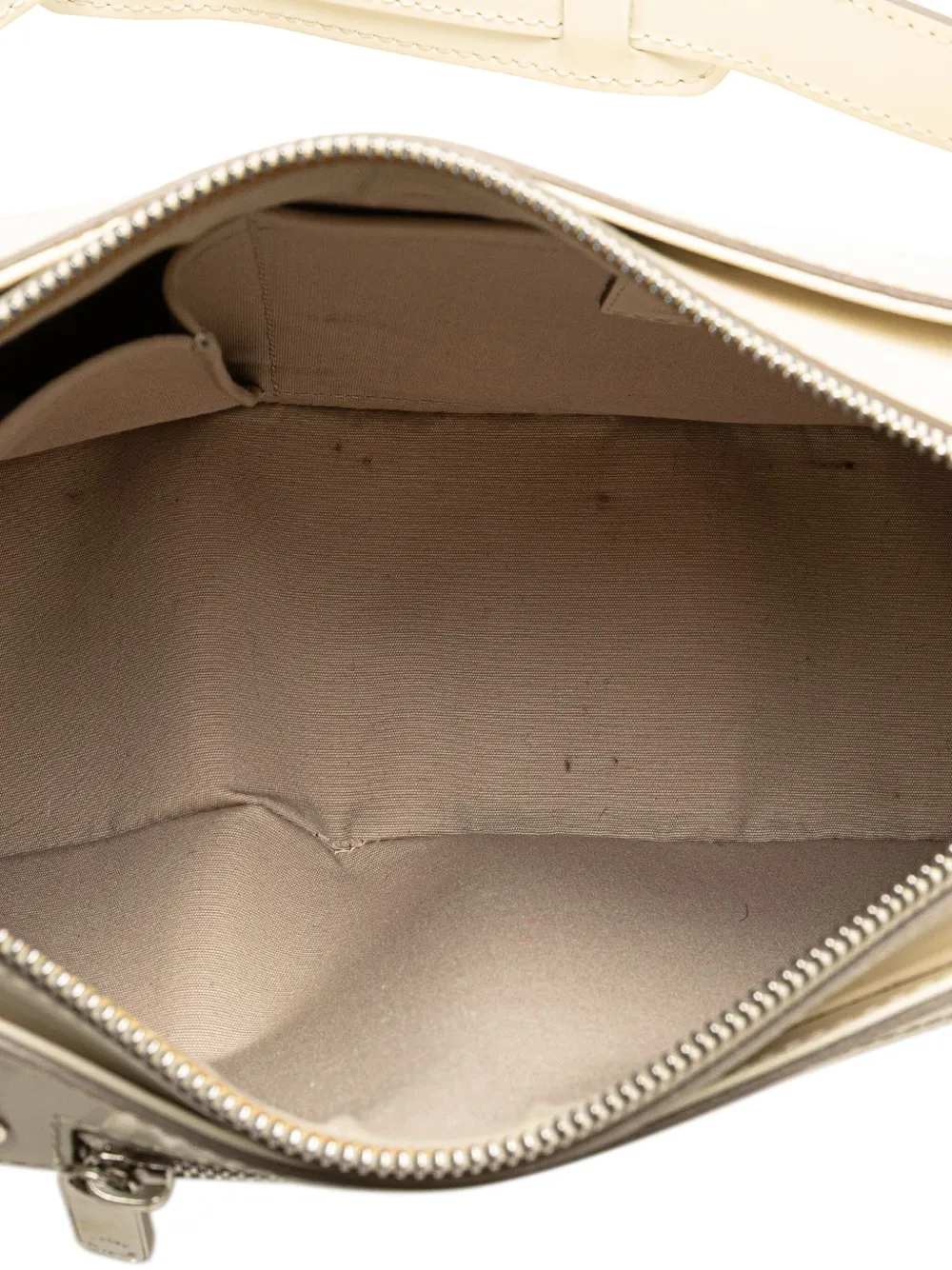 Pre-owned Louis Vuitton 2003-2007 Epi Turenne Pm Shoulder Bag In White