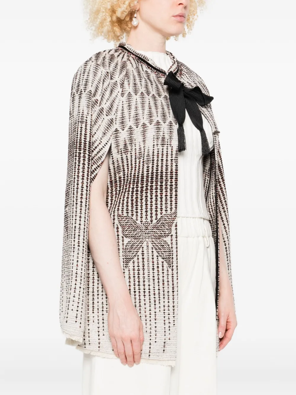 Forte Jack met vlinderdetail en jacquard Beige