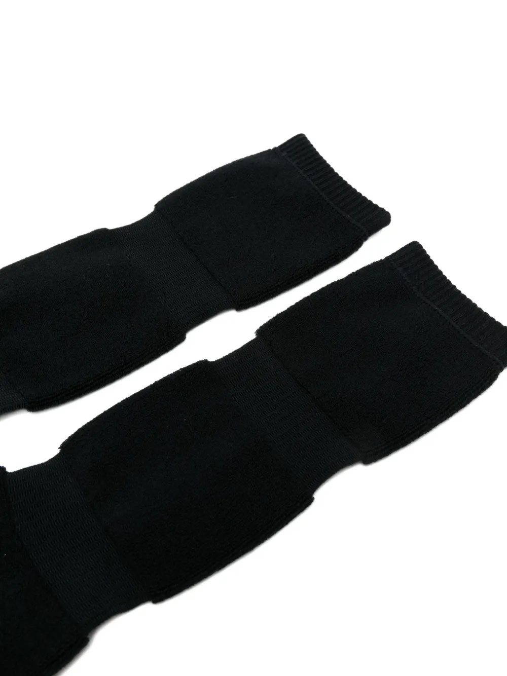  Issey Miyake Ribbed Socks - Black 