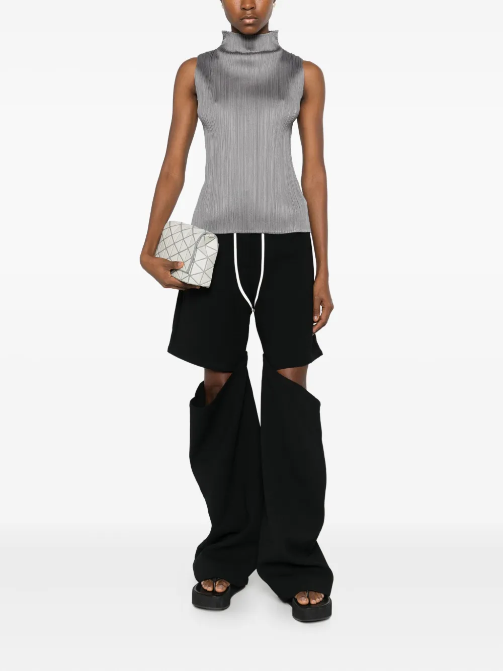 Pleats Please Issey Miyake haut plissé à col montant | Débardeurs | Image 2