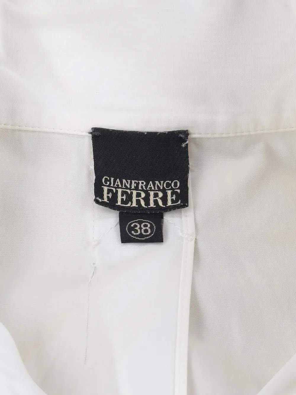 Pre-owned Gianfranco Ferre Diagonal Placket Drawstring Cuff Shirt In White