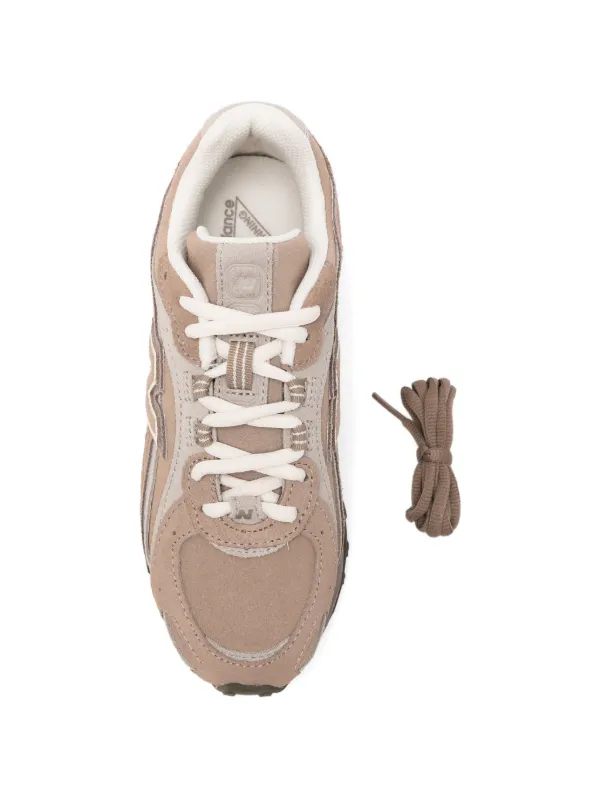 New Balance Tênis 204L 
