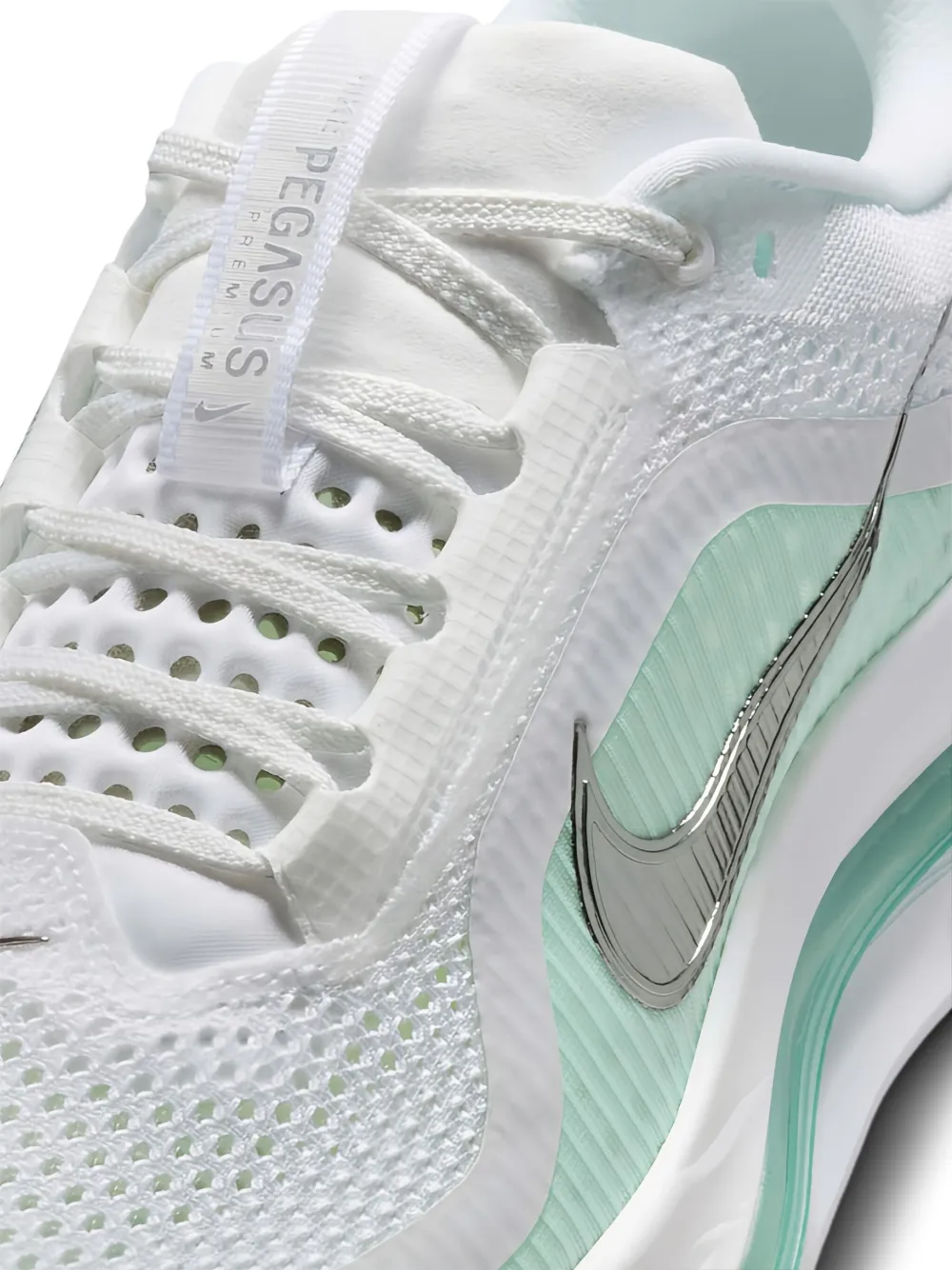 Nike Pegasus Premium sneakers White