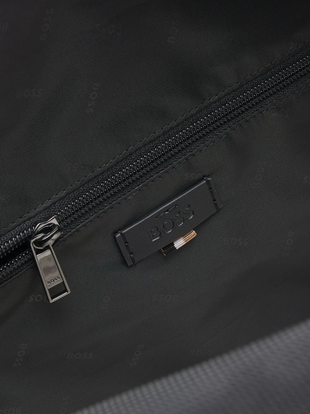 BOSS Reistas met logoplakkaat en handvat Zwart