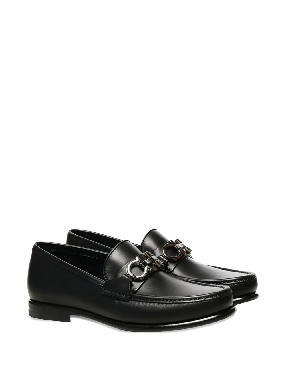 Ferragamo Loafers met gancini detail - Zwart