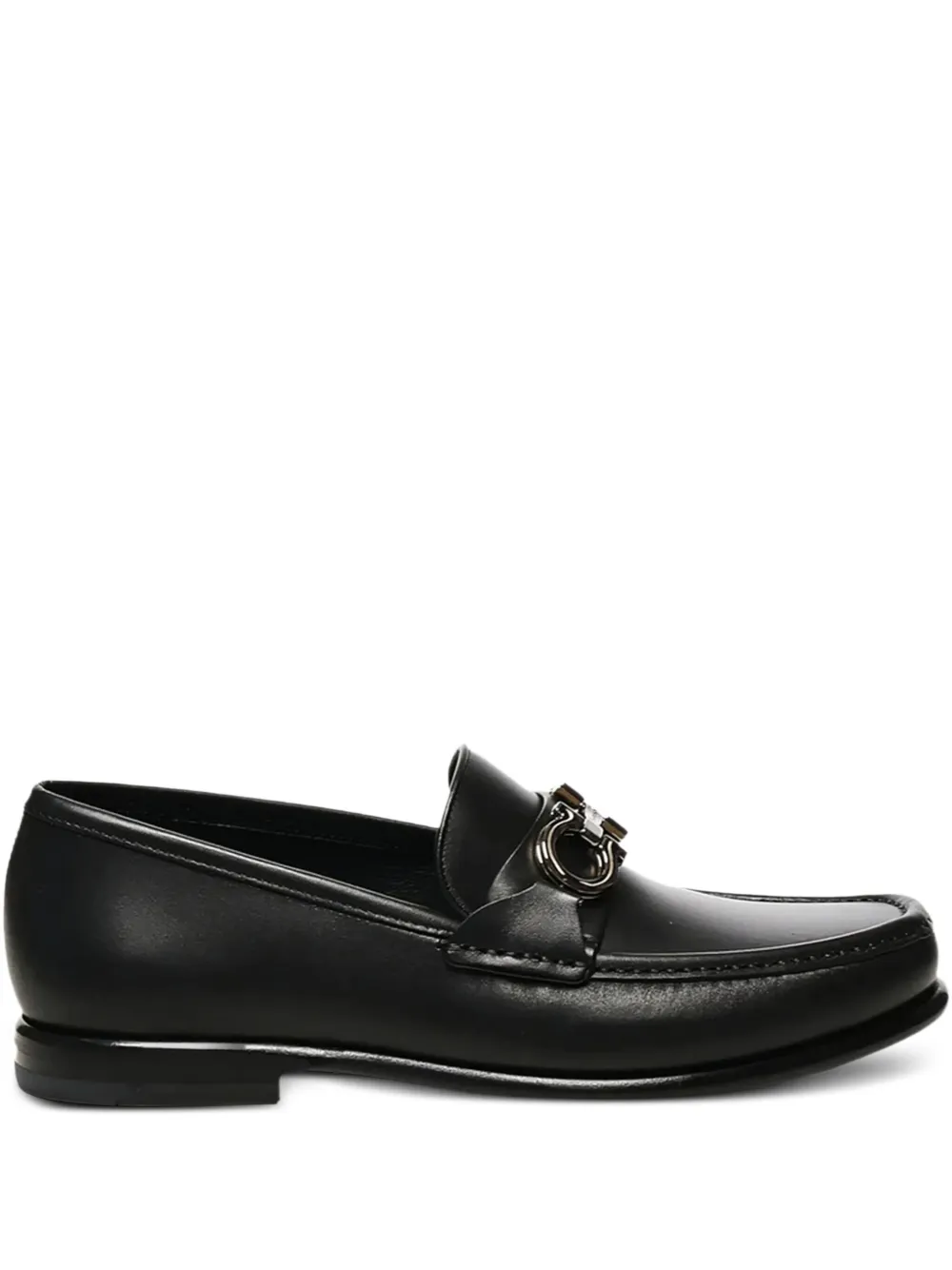 Ferragamo Gancini-detail leather loafers Black