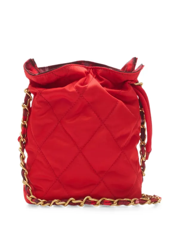 Burberry ホースシュー チェーン バケットバッグ | レッド | FARFETCH JP
