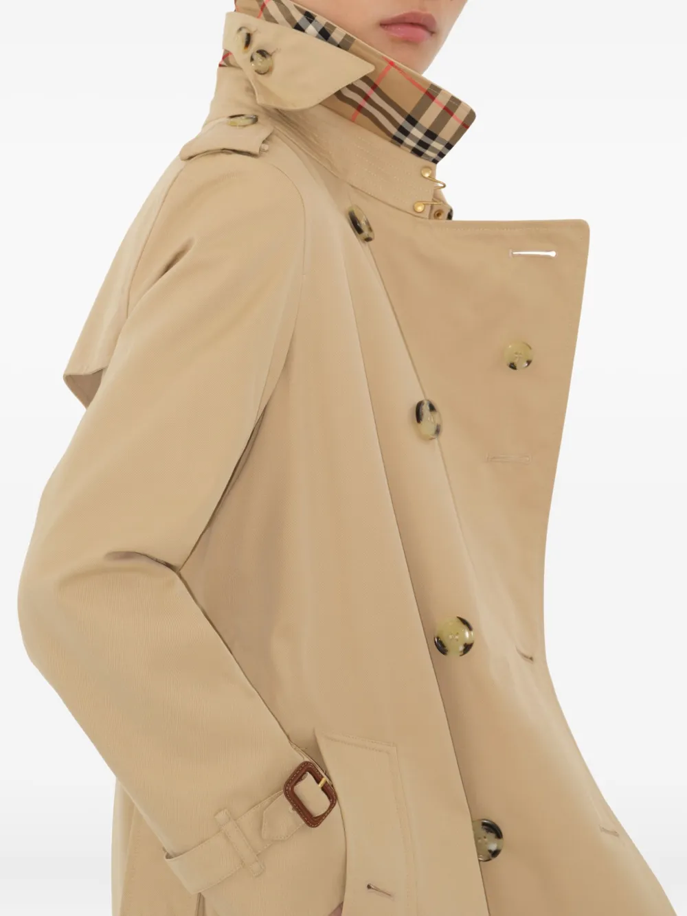 Burberry double-breasted belted trench coat Beige