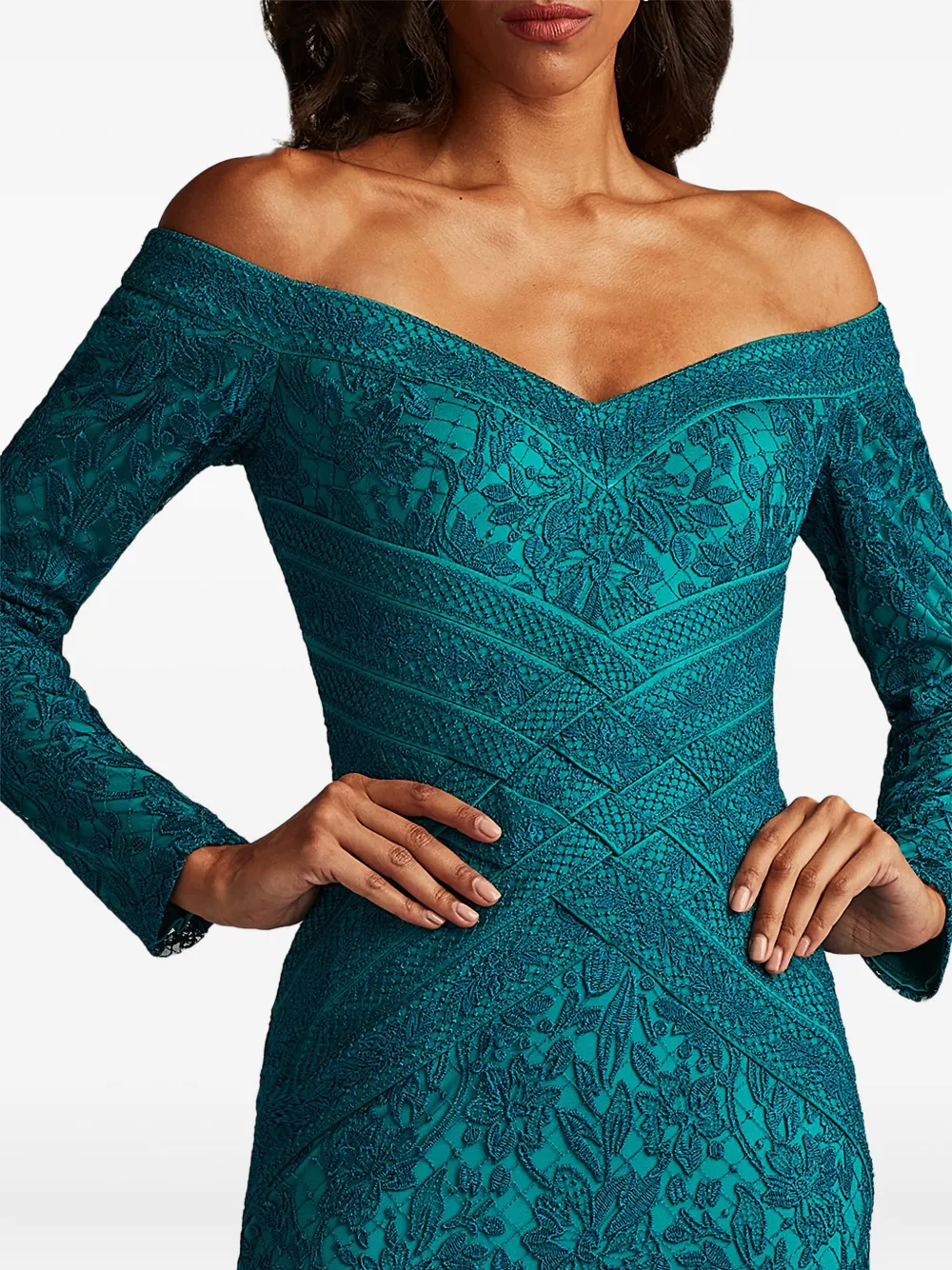 Tadashi Shoji Ishana Gown Dress In Green