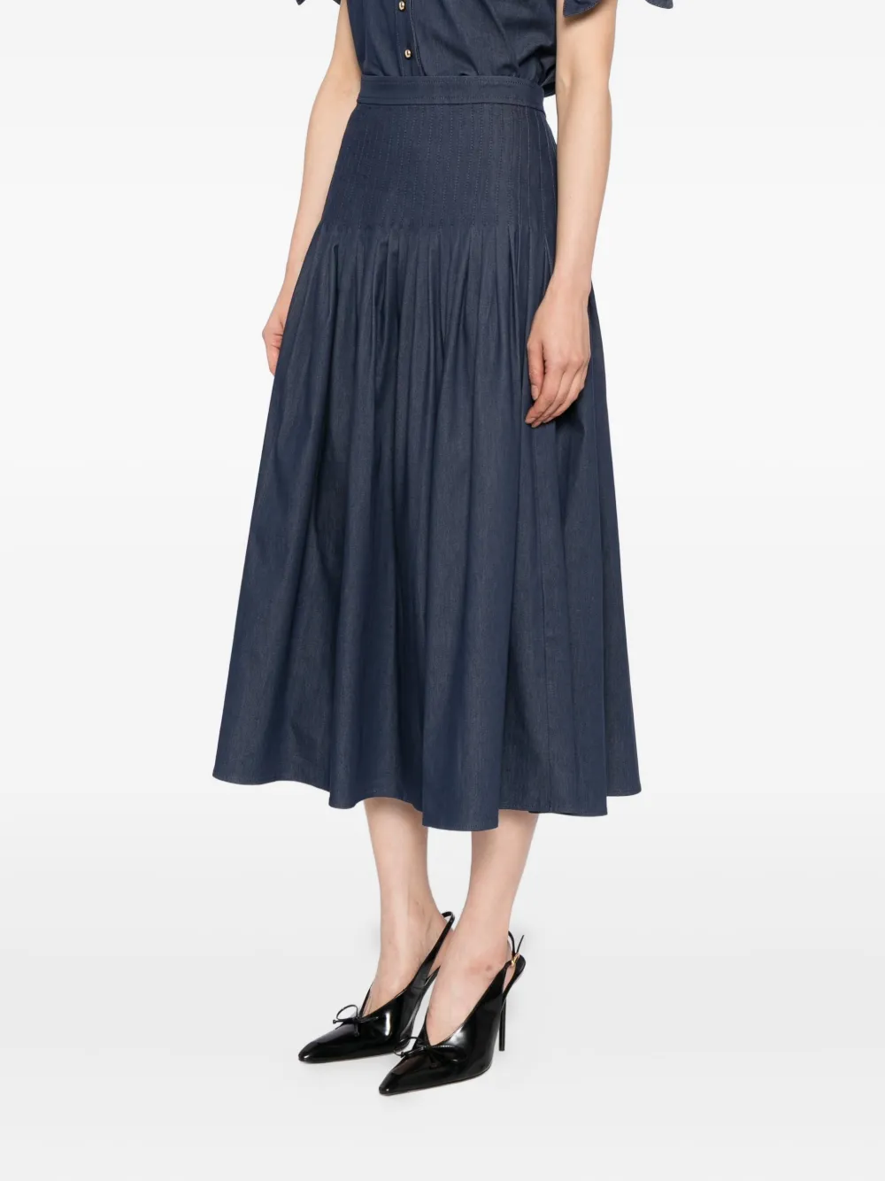 Carolina Herrera Pleated Denim Skirt In Blue