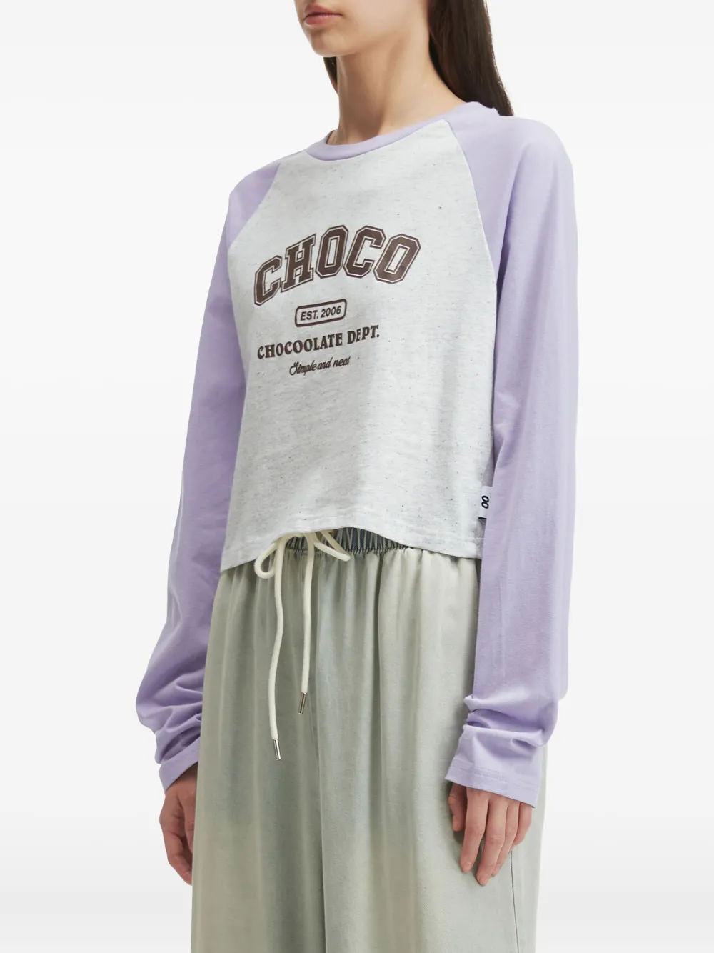 CHOCOOLATE Cropped sweater met raglan mouwen Grijs