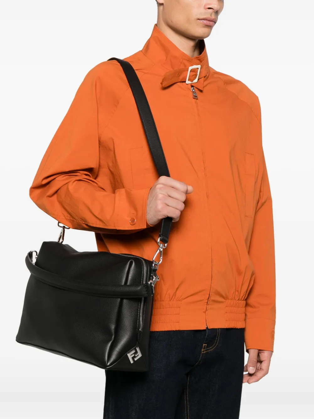 FENDI Grote Lui schoudertas met palladium logo en rits - Zwart