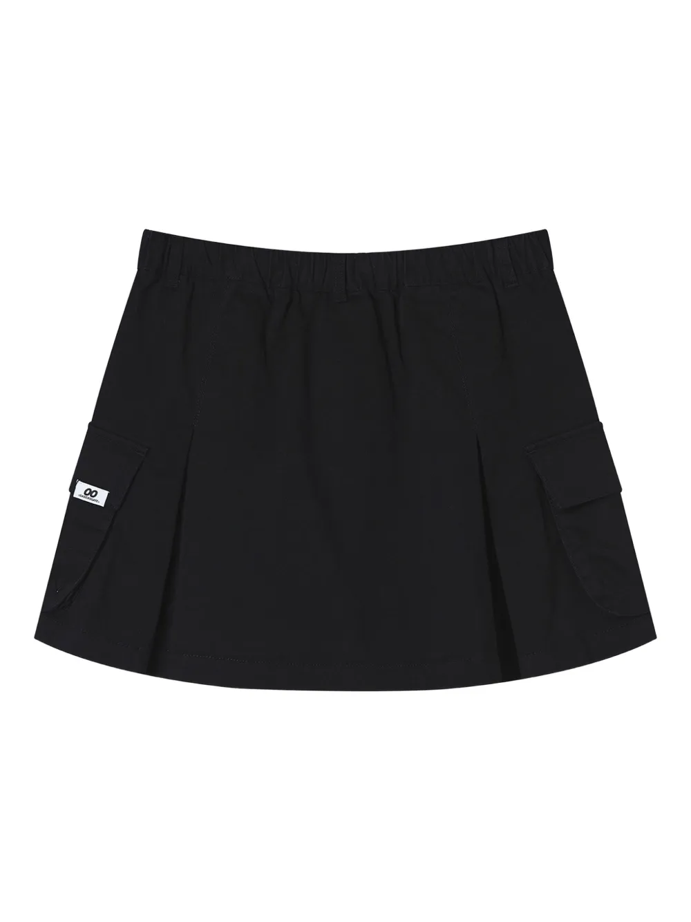 Chocoolate Pleated Pocket Skirt In Black