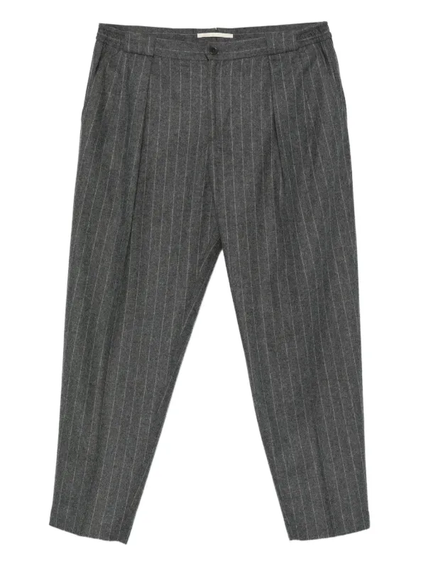 ☀︎美品 BRIGLIA 48 イタリア製 定価¥30,000程 1タックPT ☀︎美品 BRIGLIA 48 イタリア製 定価¥30,000程 1タックPT