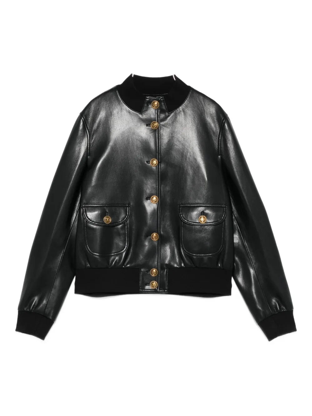 button-fastening pocket jacket