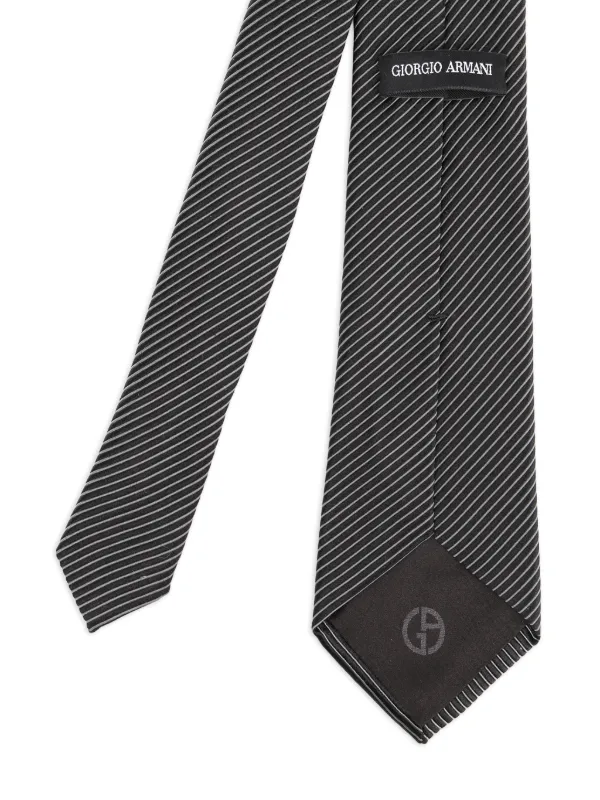 Giorgio Armani ブラック ストライプ ネクタイ Giorgio Armani ストライプ ネクタイ | ブラック | FARFETCH JP